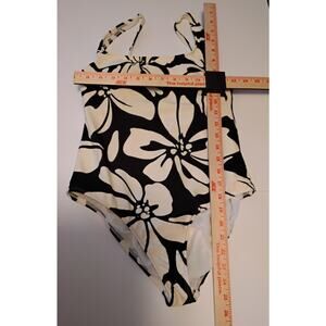 Shade N Shore Swimsuit, size S(4-6)